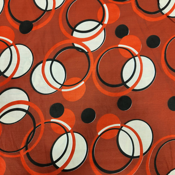 100% Cotton Sheeting 100" - Pop Art Circles, Red
